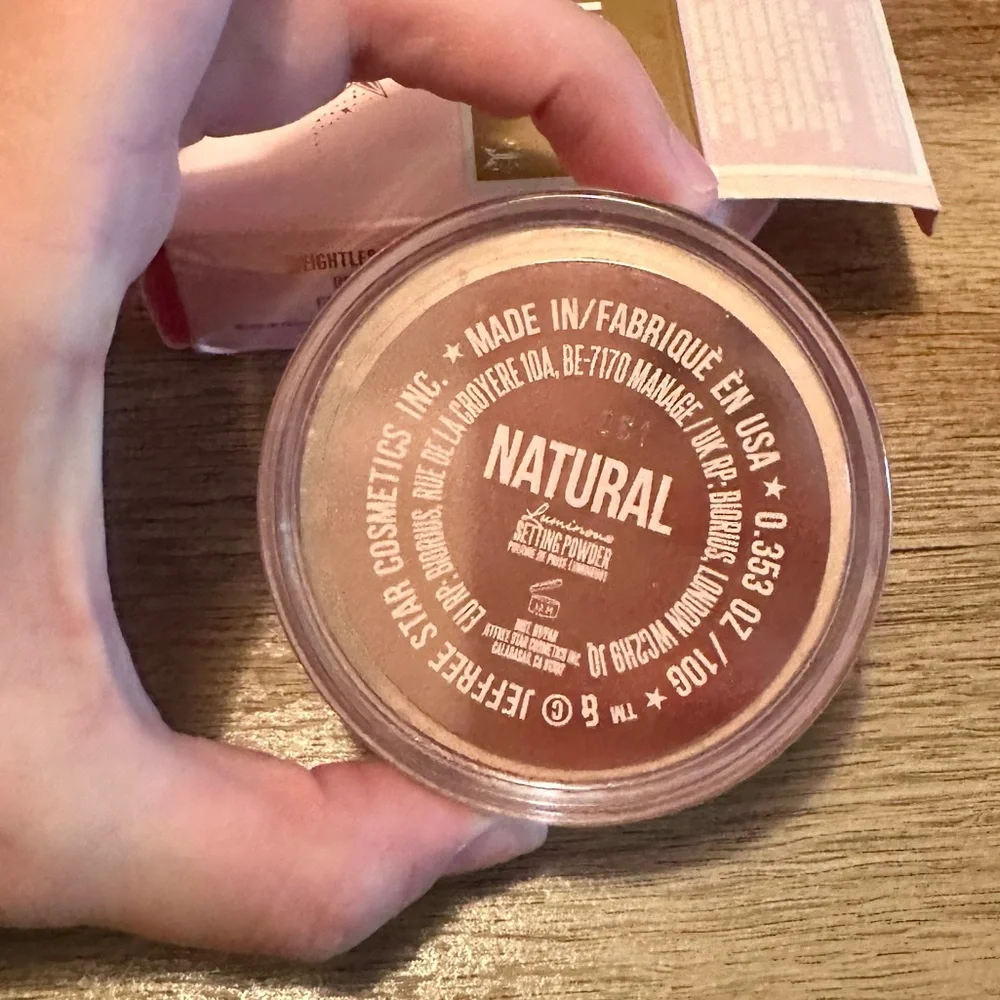 NWT Jeffree Star Magic Star Luminous Setting Powder - Natural